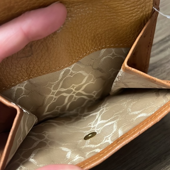 VERA PELLE genuine leather wallet in great condition. See attached images. - Picture 7 of 14